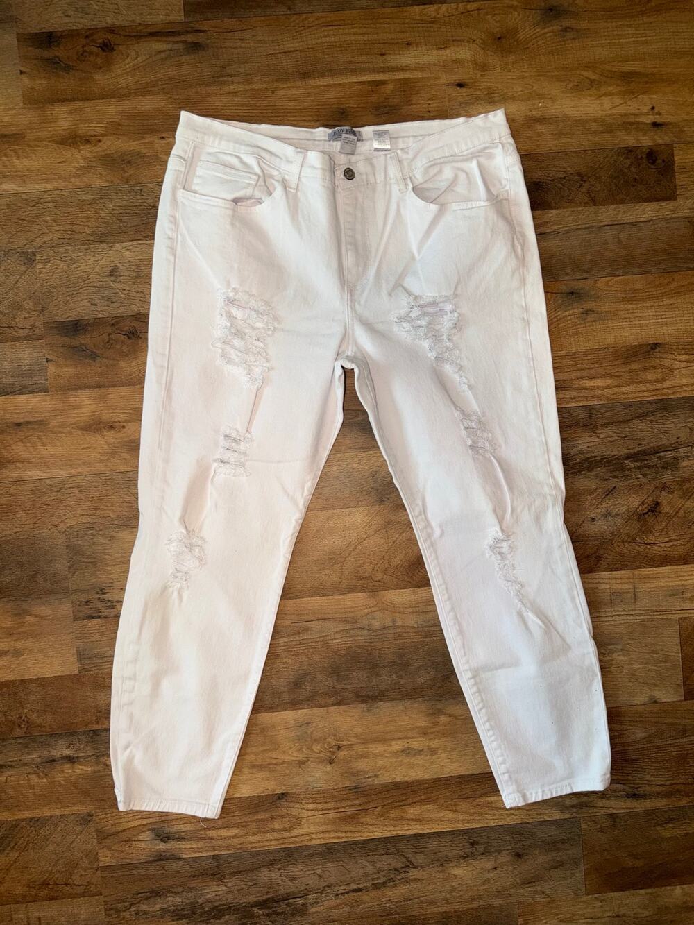 Judy blue women’s white distressed skinny jeans